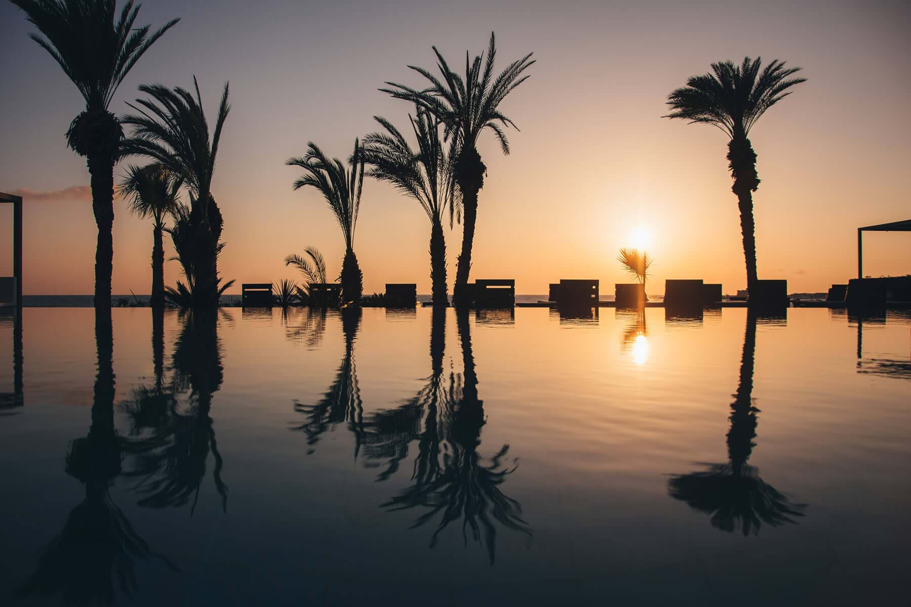 Almyra Hotel - Infinity Pool