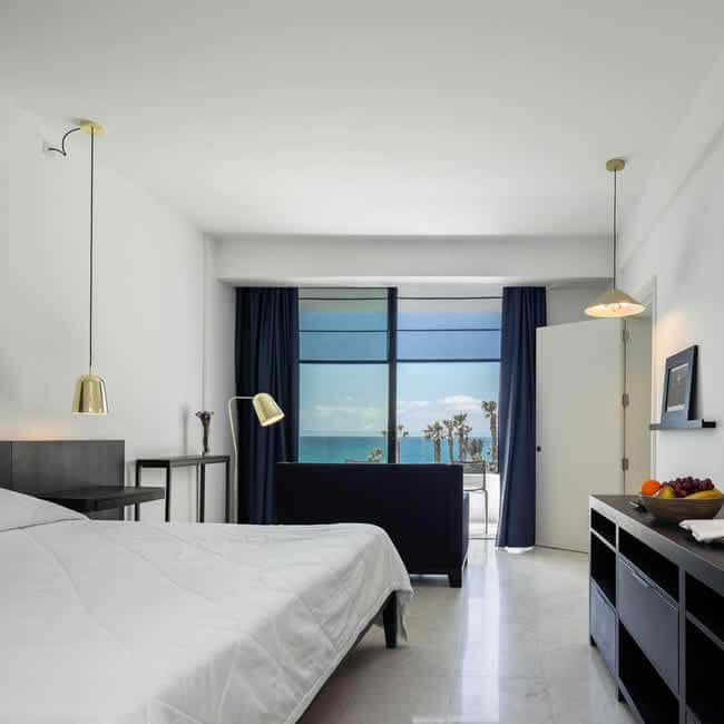 One Bedroom Sea View Suite