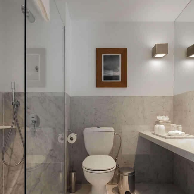 Junior Connecting Veranda Sea View Bathroom